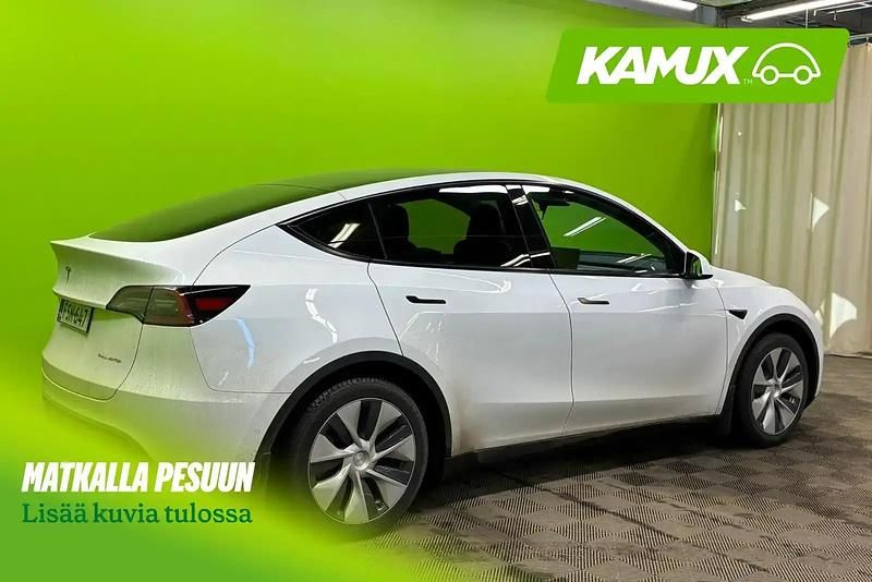 Käytetty Tesla Model Y 258 kW (351 HP) 2022 Valkoinen Katumaasturi