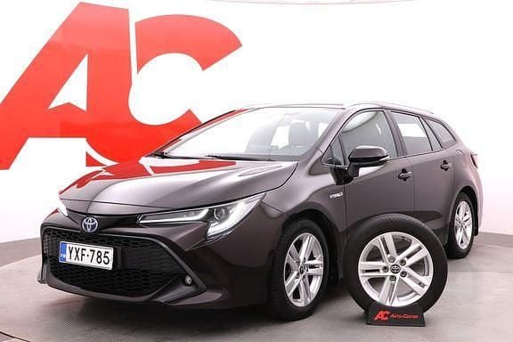 Käytetty Toyota Corolla Active 122 HP (89 kW) 2020 Ruskea (beige) Farmari