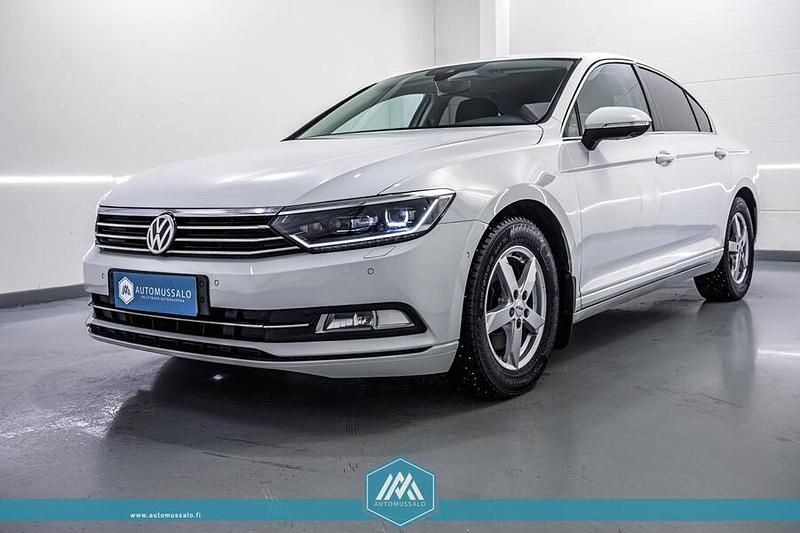 Käytetty VW Passat Comfortline 125 HP (91 kW) 2018 Sedan