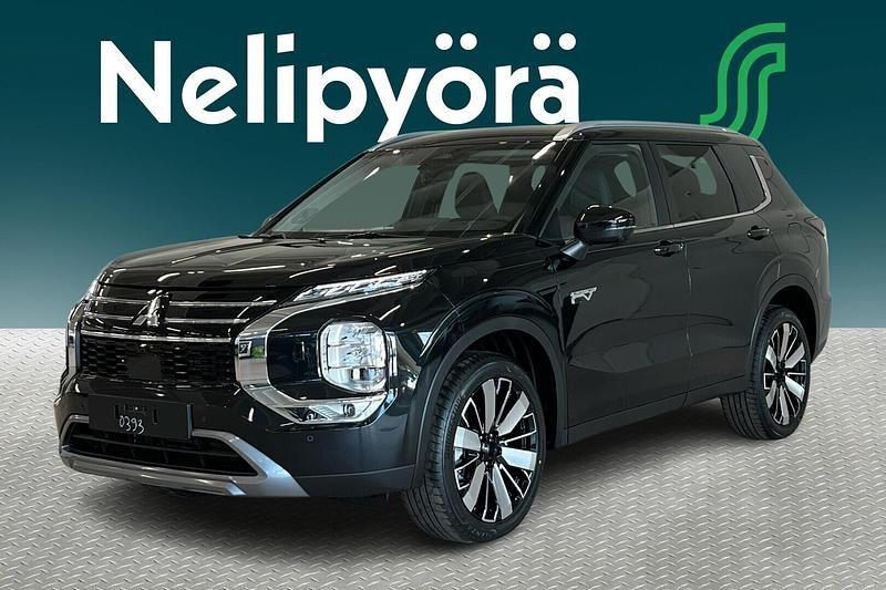 Musta Uusi 2025 Mitsubishi Outlander P-HEV Intense Katumaasturi | 55 750 € - Kuva 1/4