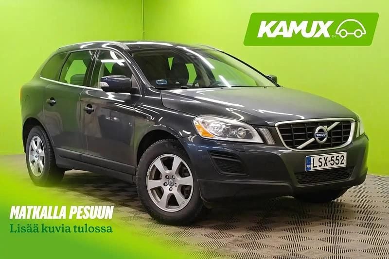 Käytetty Volvo XC60 Business Edition 163 HP (119 kW) 2013 Hopea / harmaa Katumaasturi