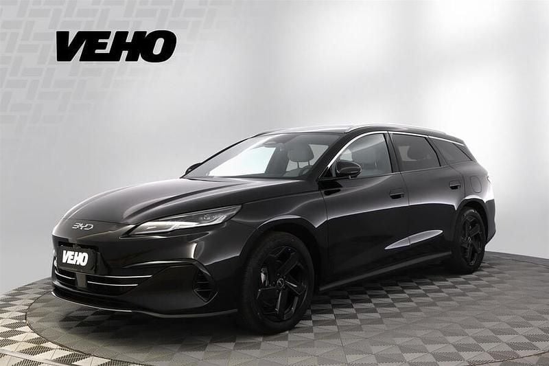 Musta Käytetty 2025 BYD Seal Comfort Farmari | 43 900 € (Perustarjous) - Kuva 1/4