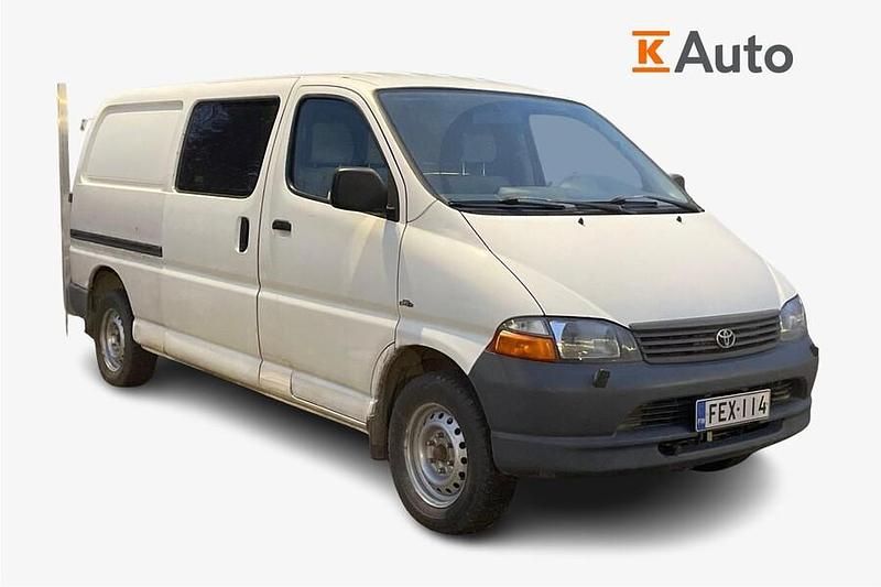 Valkoinen Käytetty 2002 Toyota HiAce Van | 6 900 € (Perustarjous) - Kuva 1/3