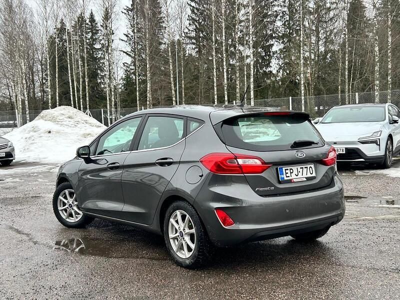 Käytetty Ford Fiesta Titanium 86 HP (63 kW) 2018 Viistoperä