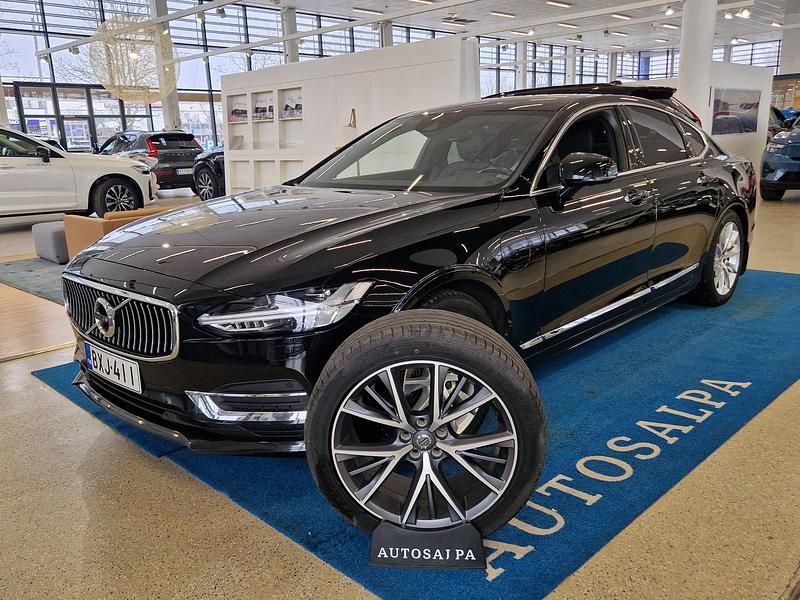 Käytetty Volvo S90 Inscription 303 HP (222 kW) 2019 717 Sedan