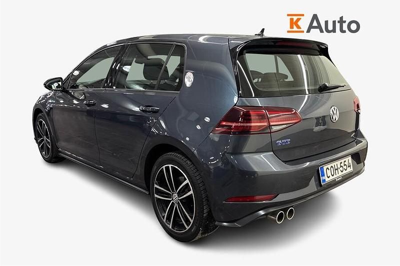 Käytetty VW Golf VII GTE 204 HP (150 kW) 2020 Viistoperä