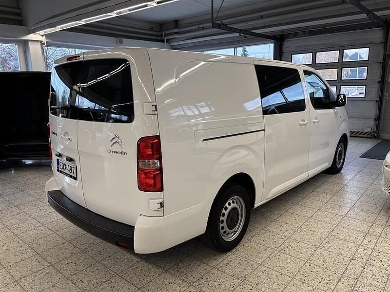 Käytetty Citroën Jumpy 122 HP (89 kW) 2018 Valkoinen Tila-auto