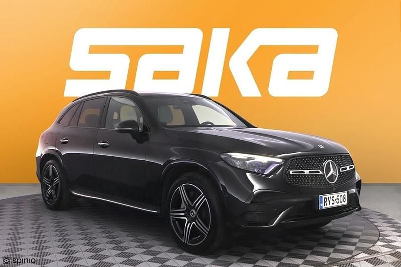 Käytetty 2024 Mercedes GLC300e Premium Katumaasturi | 62 900 € (Perustarjous) - Kuva 1/3