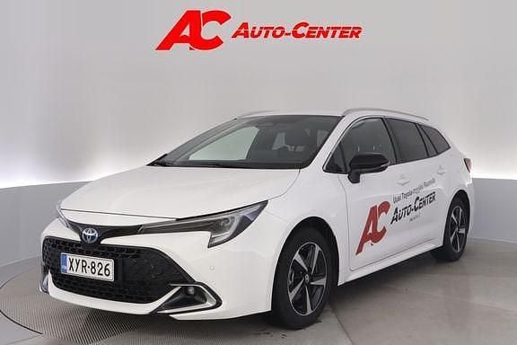 Valkoinen Käytetty 2025 Toyota Corolla Edition Farmari | 35 990 € (Kallis) - Kuva 1/4
