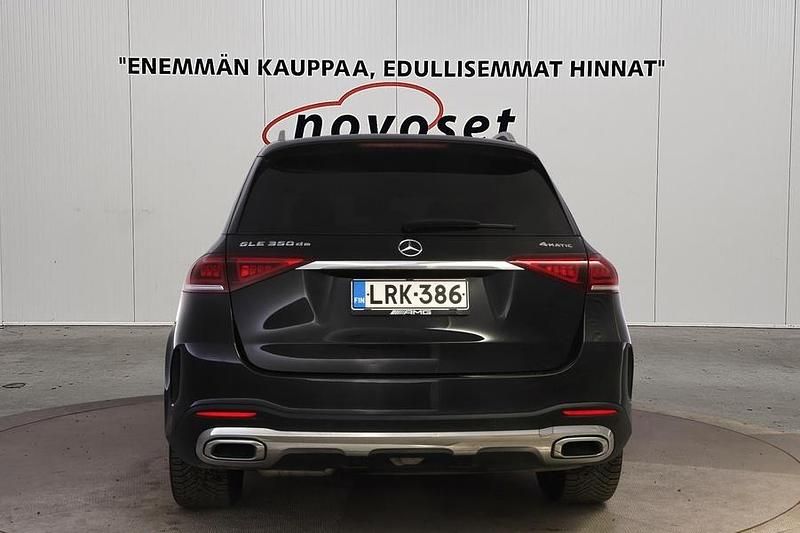 Käytetty Mercedes GLE350 AMG 194 HP (142 kW) 2022 Musta Katumaasturi