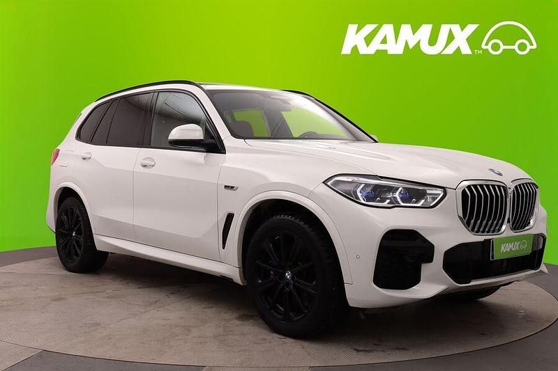 Käytetty 2022 BMW X5 M Sport Katumaasturi | 65 990 € (Kallis) - Kuva 1/3
