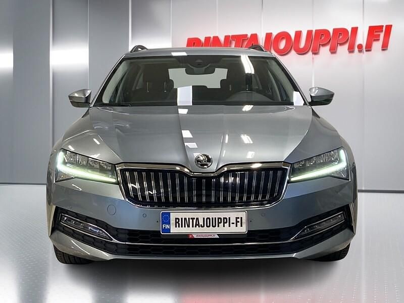 Käytetty Skoda Superb Business Line 156 HP (114 kW) 2020 Farmari
