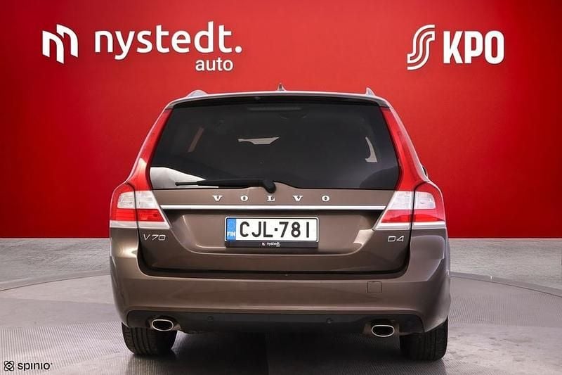 Käytetty Volvo V70 Business Edition 181 HP (133 kW) 2015 Farmari