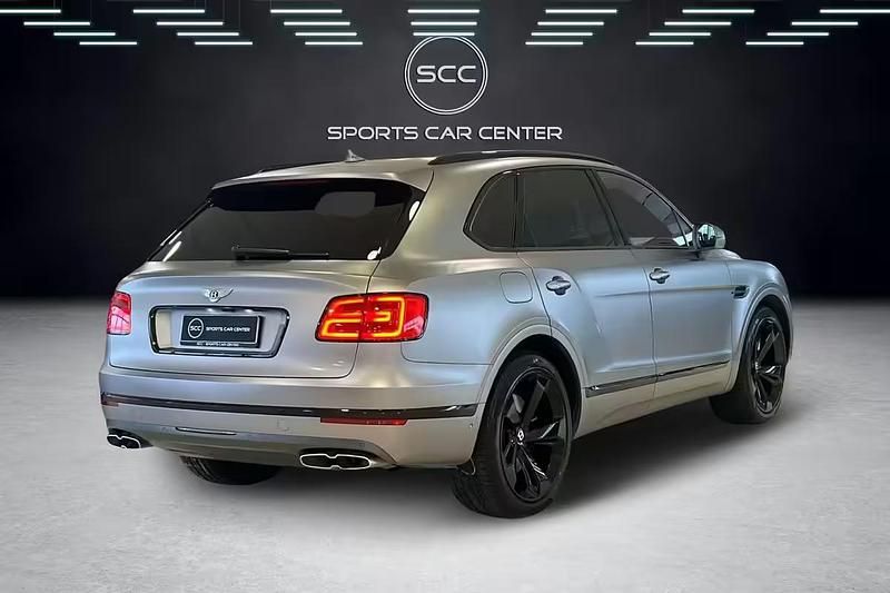 Käytetty Bentley Bentayga Mulliner 2021 Katumaasturi