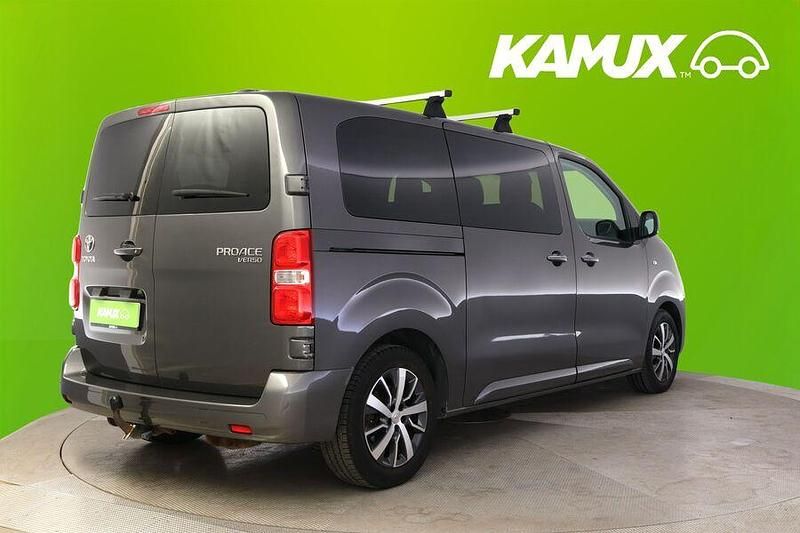 Käytetty Toyota Proace Verso Active 122 HP (89 kW) 2020 Hopea / harmaa Farmari