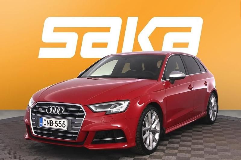 Käytetty Audi S3 Sportback 301 HP (221 kW) 2020 Viistoperä