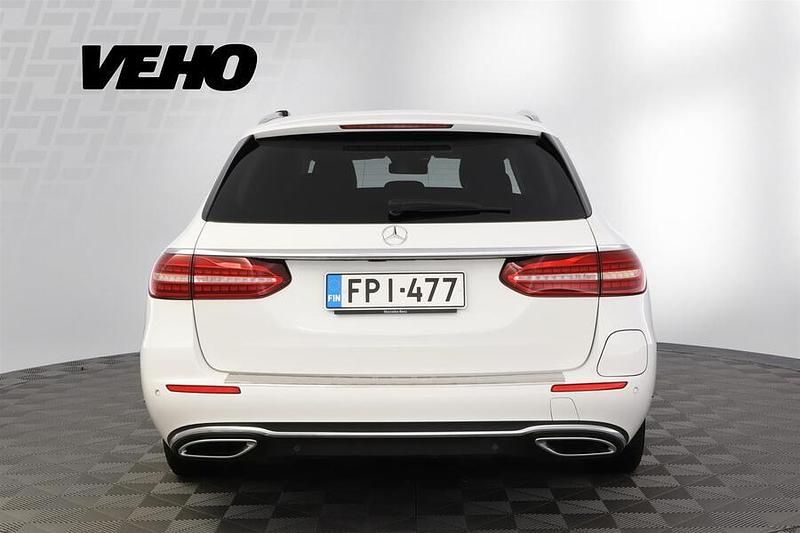 Käytetty Mercedes E300 Edition 194 HP (142 kW) 2022 Valkoinen Farmari