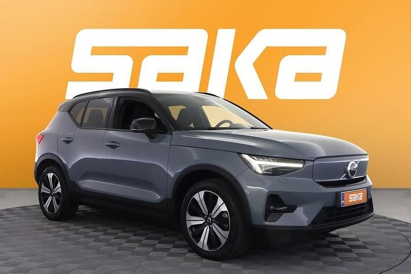 Käytetty 2023 Volvo XC40 Plus Katumaasturi | 30 800 € (Hyvä tarjous) - Kuva 1/3