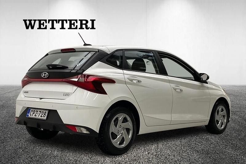 Käytetty Hyundai i20 101 HP (74 kW) 2023 Valkoinen Viistoperä