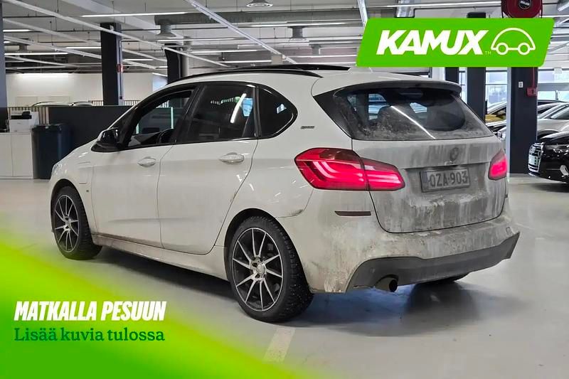 Käytetty BMW 225 Active Tourer M Sport 224 HP (164 kW) 2016 Valkoinen Tila-auto