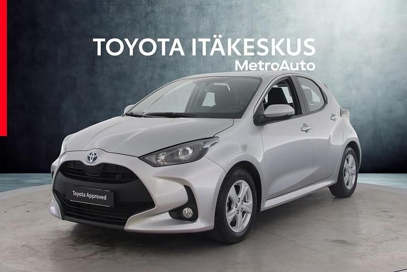 Hopea Käytetty 2022 Toyota Yaris Hybrid Active Viistoperä | 21 990 € (Perustarjous) - Kuva 1/4