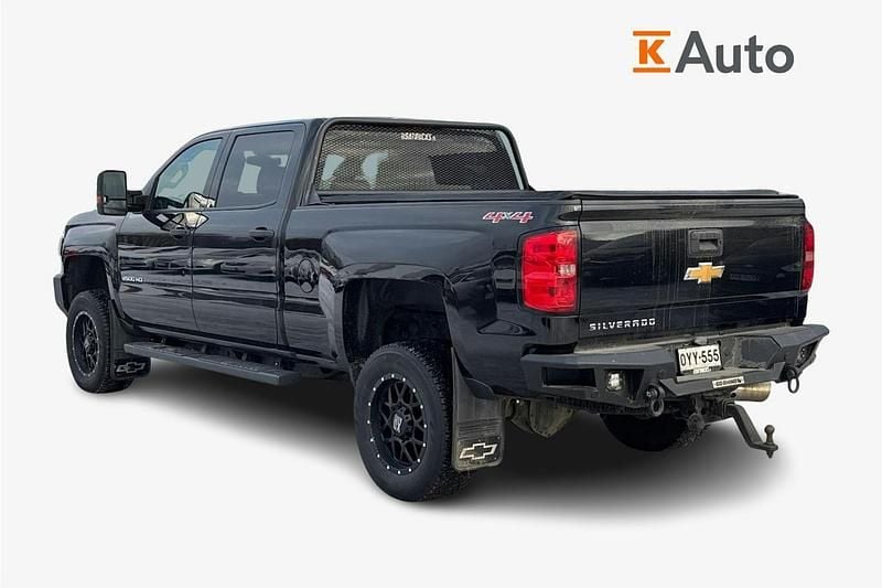 Käytetty Chevrolet Silverado 397 HP (291 kW) 2015 Musta Sedan