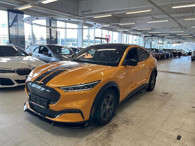 Käytetty Ford Mustang Mach-E Performance Edition 197 kW (269 HP) 2022 Katumaasturi