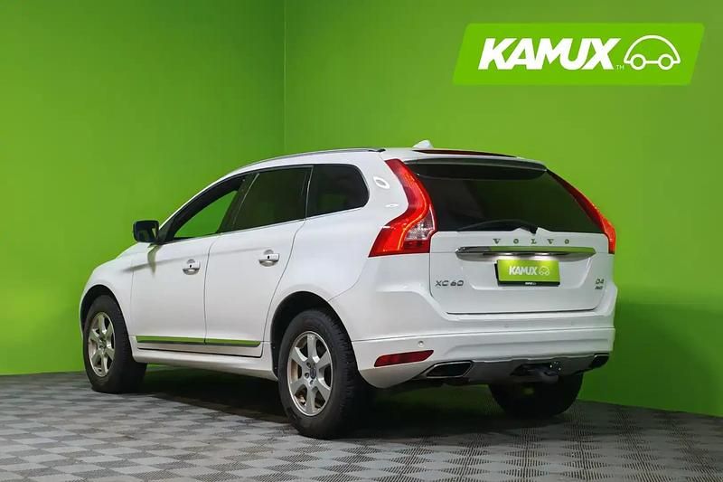 Käytetty Volvo XC60 Summum 181 HP (133 kW) 2014 Valkoinen Katumaasturi