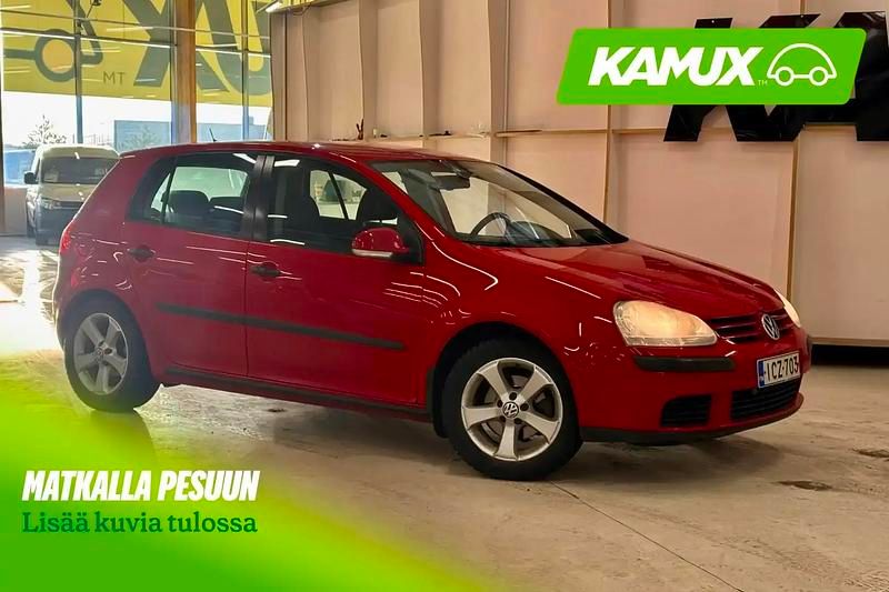 Punainen Käytetty 2007 VW Golf V Comfortline Sedan | 3 900 € - Kuva 1/4