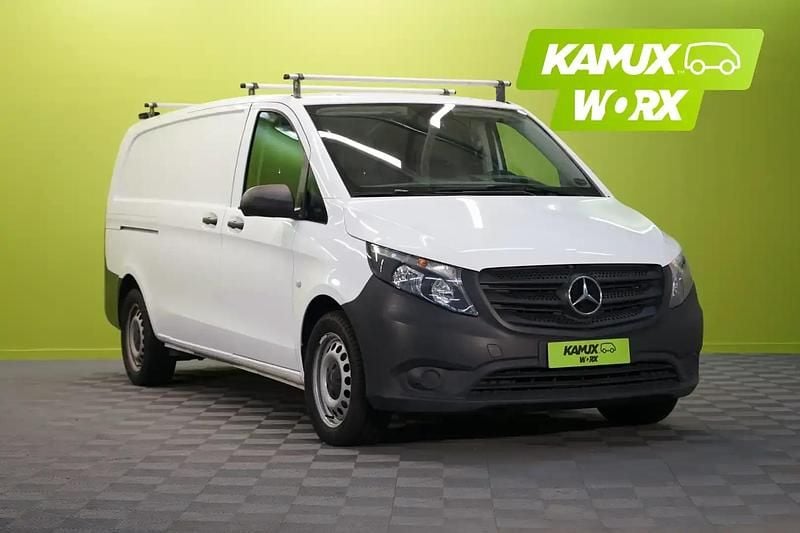 Valkoinen Käytetty 2021 Mercedes Vito Tila-auto | 33 900 € - Kuva 1/4