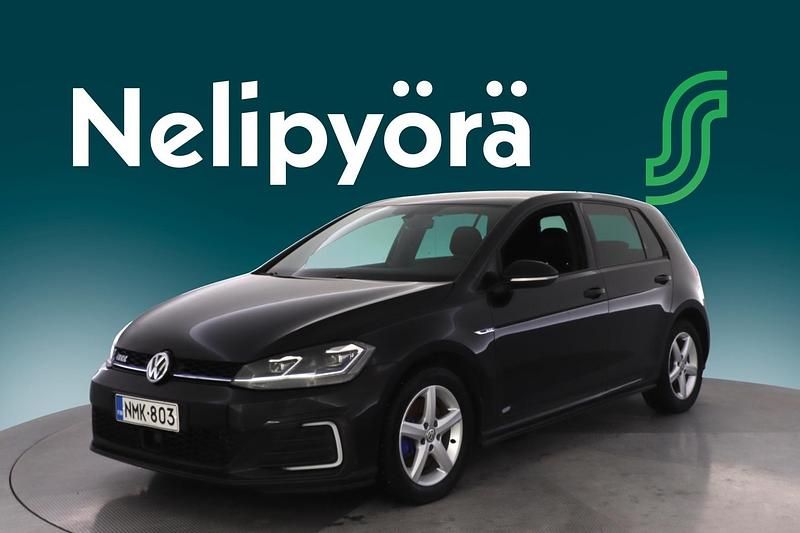 Käytetty VW Golf VII GTE 204 HP (150 kW) 2017 Musta Viistoperä