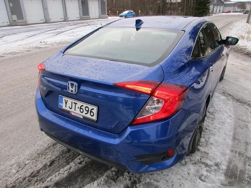 Käytetty Honda Civic Sport 182 HP (133 kW) 2018 Sedan