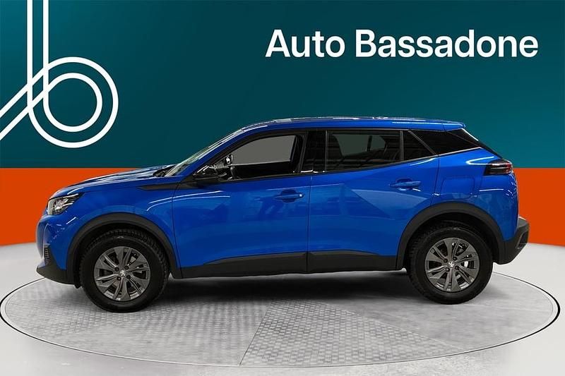Käytetty Peugeot 2008 Active 131 HP (96 kW) 2022 Katumaasturi