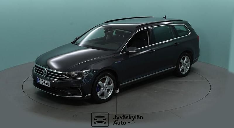 Käytetty VW Passat GTE 218 HP (160 kW) 2019 Harmaa Farmari