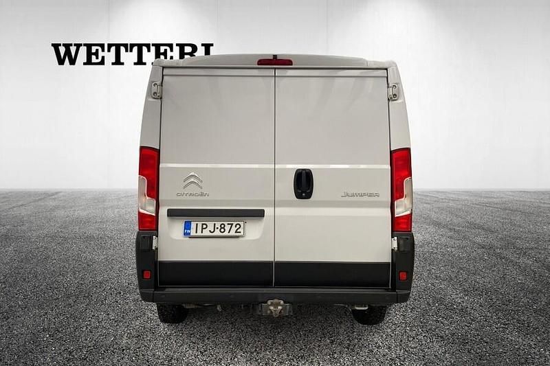 Käytetty Citroën Jumper 120 HP (88 kW) 2022 Valkoinen Tila-auto