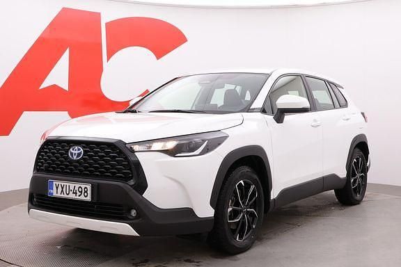 Käytetty Toyota Corolla Cross Active 197 HP (144 kW) 2023 Valkoinen Katumaasturi