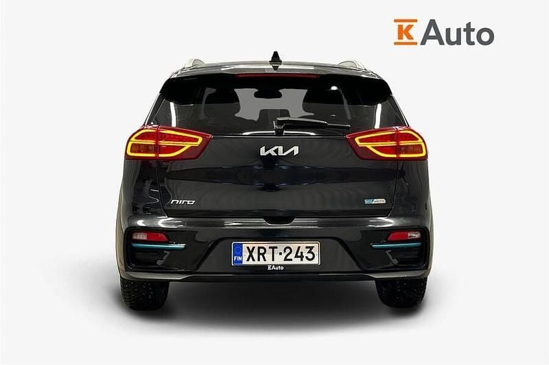 Käytetty Kia Niro Premium 150 kW (204 HP) 2021 Musta Katumaasturi