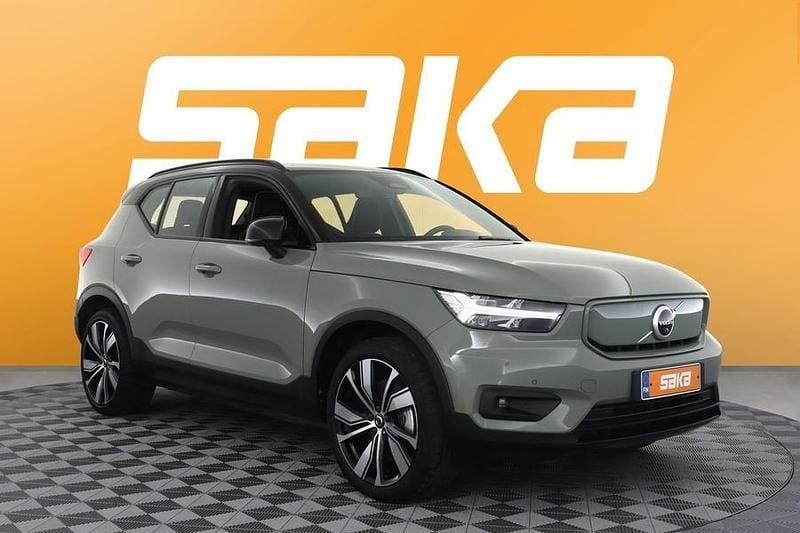 Käytetty Volvo XC40 Business Edition 300 kW (408 HP) 2021 Katumaasturi