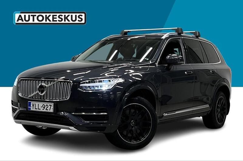 Ruskea Käytetty 2018 Volvo XC90 Inscription Katumaasturi | 39 800 € (Perustarjous) - Kuva 1/3