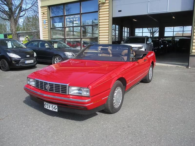 Punainen Käytetty 1987 Cadillac Allante Avoauto | 14 990 € - Kuva 1/4