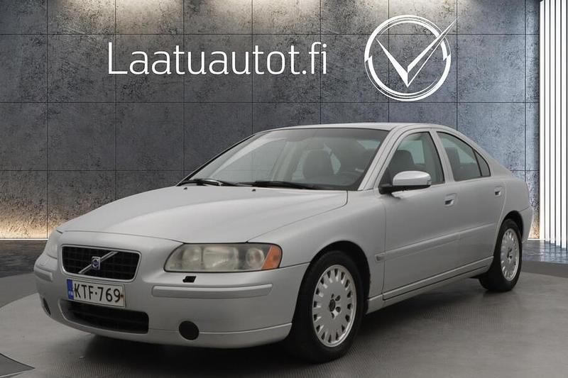 Käytetty 2006 Volvo S60 Sedan | 3 850 € - Kuva 1/4