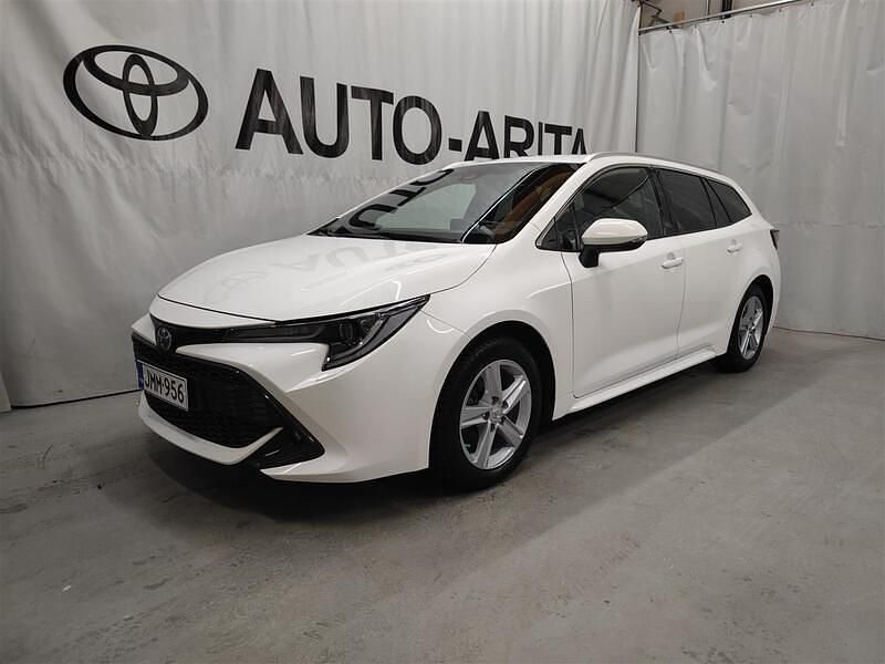 Käytetty Toyota Corolla Edition 122 HP (89 kW) 2022 Valkoinen Farmari