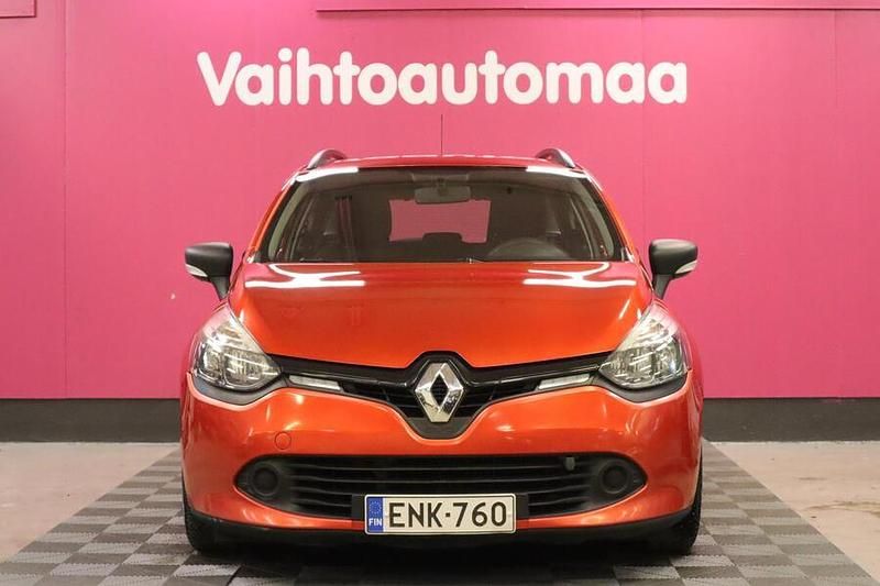 Käytetty Renault Clio GrandTour Authentique 73 HP (53 kW) 2014 Farmari
