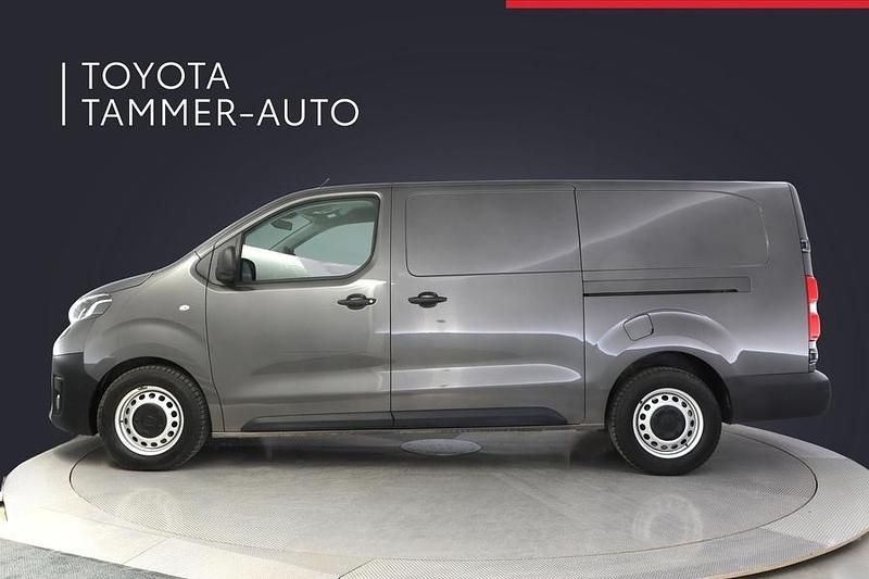 Käytetty Toyota Proace Edition 144 HP (105 kW) 2022 Harmaa Tila-auto