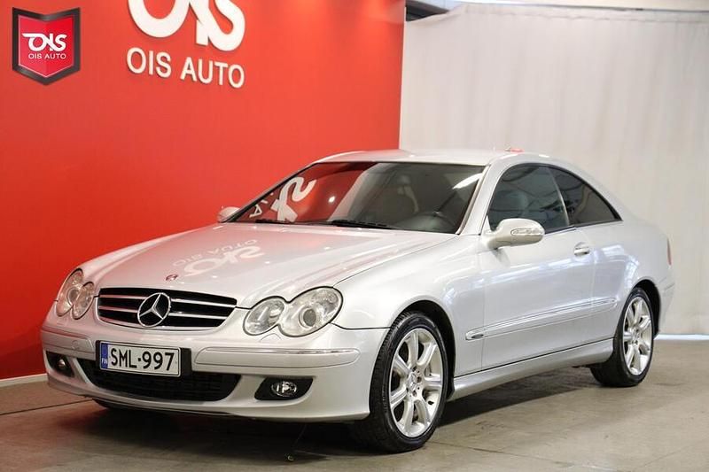 Käytetty Mercedes CLK320 Avantgarde 224 HP (164 kW) 2007 Coupe - kaksiovinen