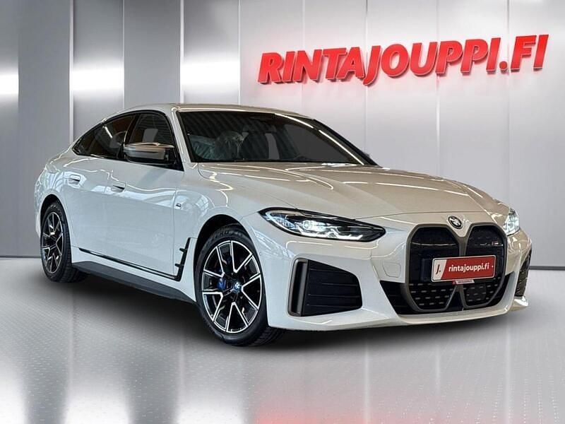 Valkoinen Käytetty 2022 BMW i4 Shadowline Sedan | 38 860 € (Supertarjous) - Kuva 1/3