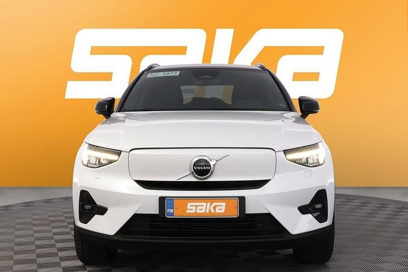 Käytetty Volvo XC40 Plus 169 kW (231 HP) 2023 Katumaasturi