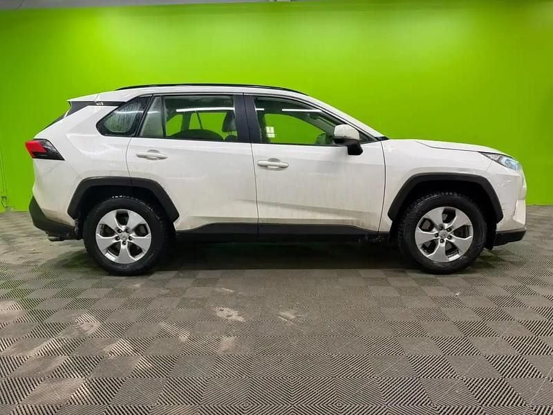 Käytetty Toyota RAV4 Multidrive S 175 HP (128 kW) 2021 Valkoinen Katumaasturi