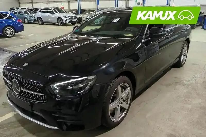 Käytetty Mercedes E300 AMG line 194 HP (142 kW) 2023 Musta Farmari