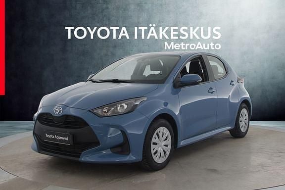 Käytetty Toyota Yaris Active 125 HP (91 kW) 2021 Sininen Viistoperä